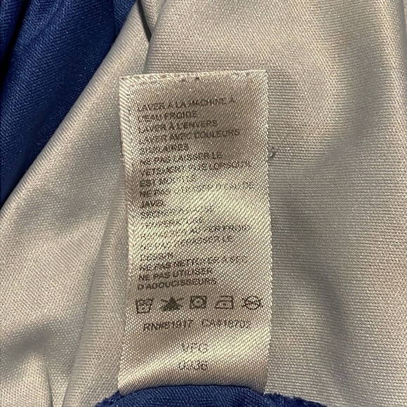 Nike Kid’s Performance Blue Shirt Size S - Picture 5 of 6